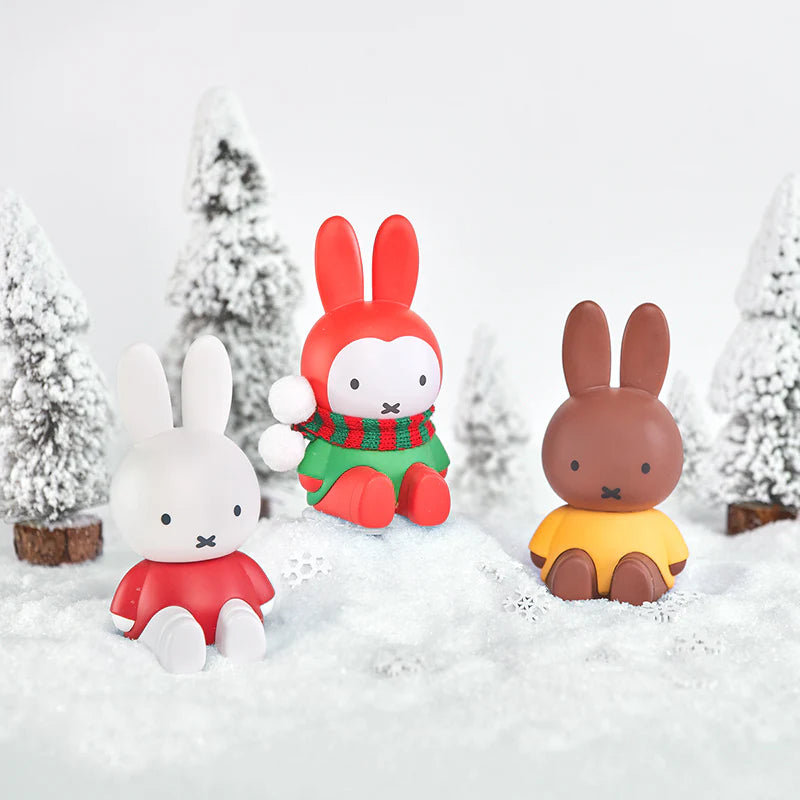 Preorder: Miffy Winter Series Phone Stand Blind Box