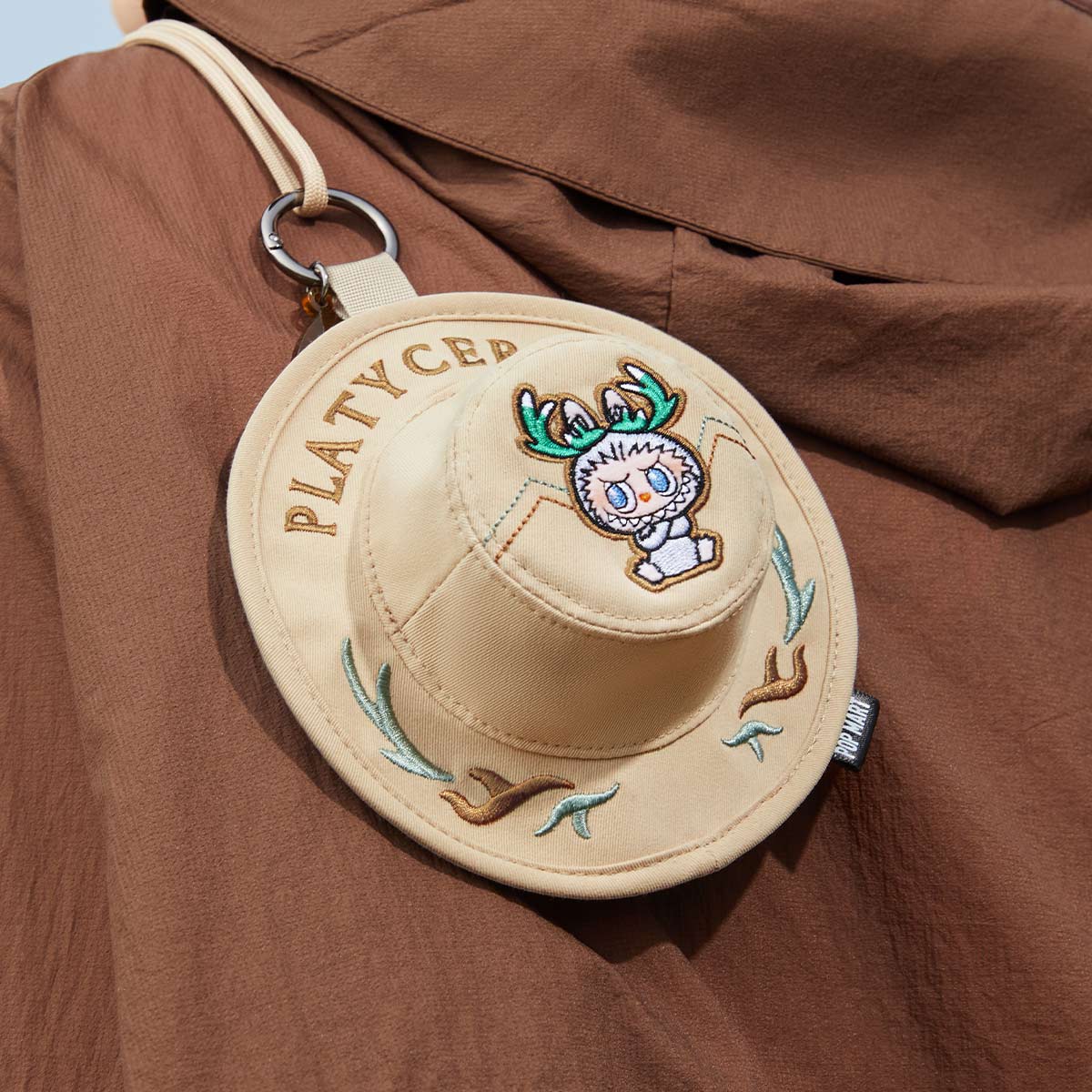 THE MONSTERS FALL IN WILD SERIES - Bucket Hat Mini Bag Blind Box - Platycerium - Beige - Labubu - Pop Mart - Bag Charm